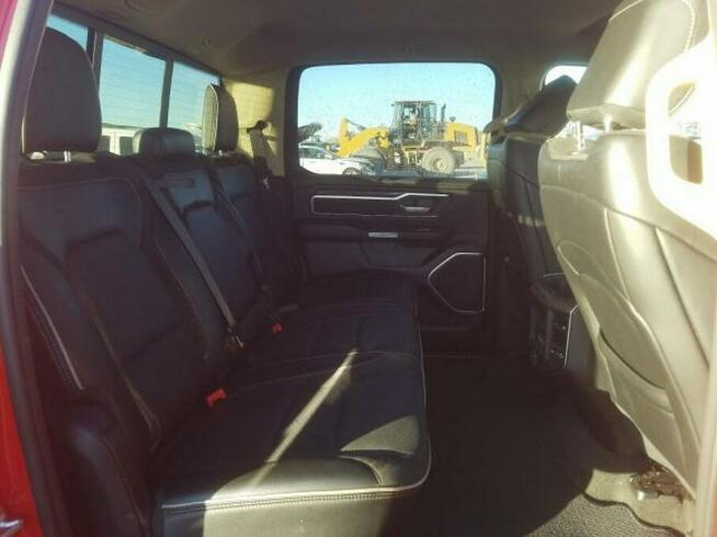 2019, 5.7L, 4x4, Laramie, porysowany bok