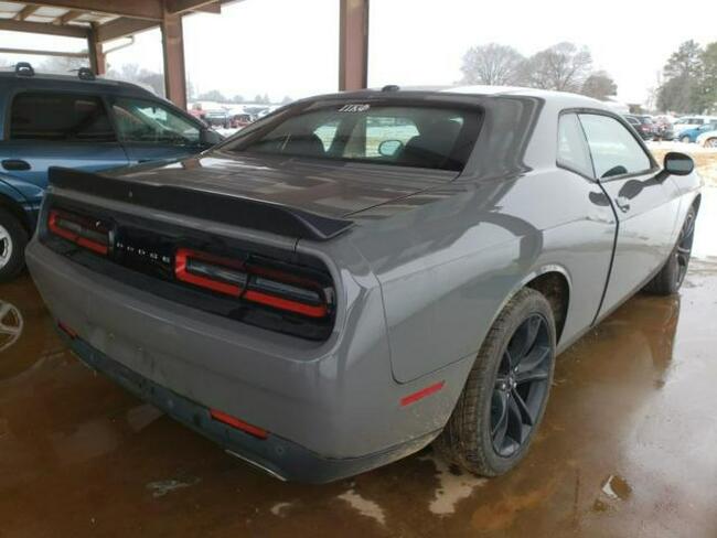 Dodge Challenger 2018, 3.6L, SXT, porysowany lakier