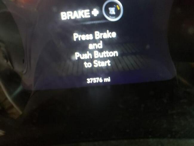 Dodge Challenger 2018, 3.6L, SXT, porysowany lakier