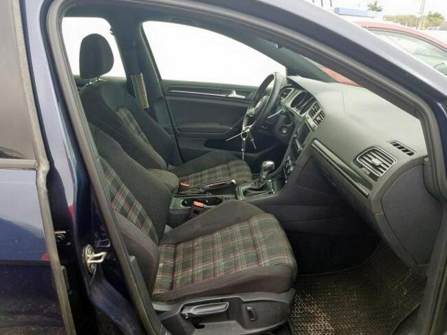 Volkswagen GTI 2017, 2.0L, porysowany lakier