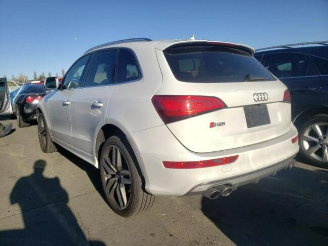 Audi SQ5 2016, 3.0L, 4x4, porysowany lakier