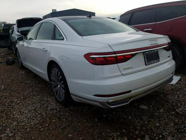 Audi A8 L, 2019, 3.0L, uszkodzony przód
