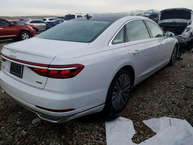 Audi A8 L, 2019, 3.0L, uszkodzony przód