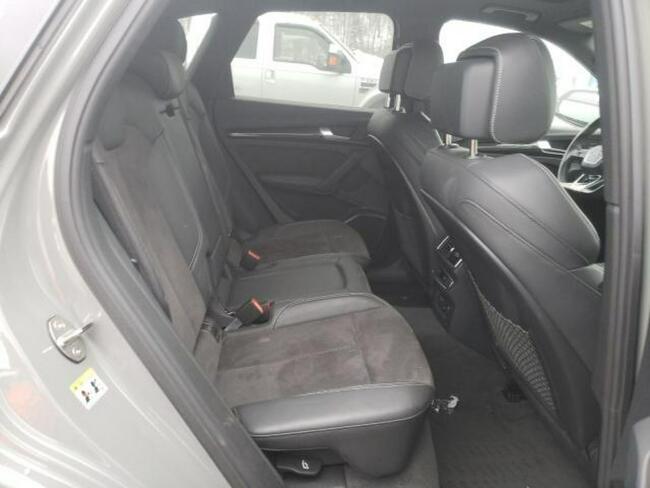 Audi SQ5 2019, 3.0L, Premium Plus, 4x4, uszkodzony tył