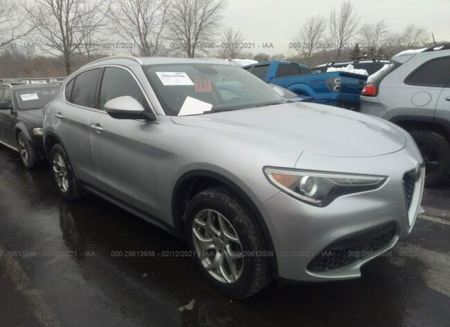 Alfa Romeo Stelvio 2019, 2.0L, 4x4, uszkodzony przód