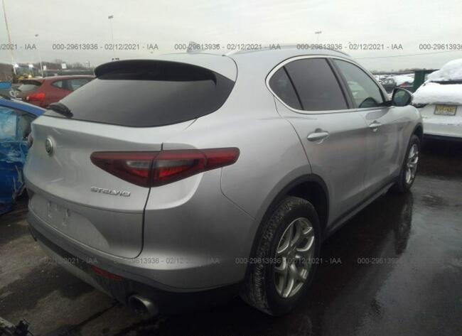 Alfa Romeo Stelvio 2019, 2.0L, 4x4, uszkodzony przód