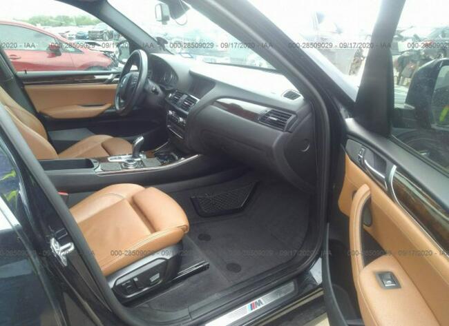 BMW X3 2015, 2.0L, 4x4, po gradobiciu