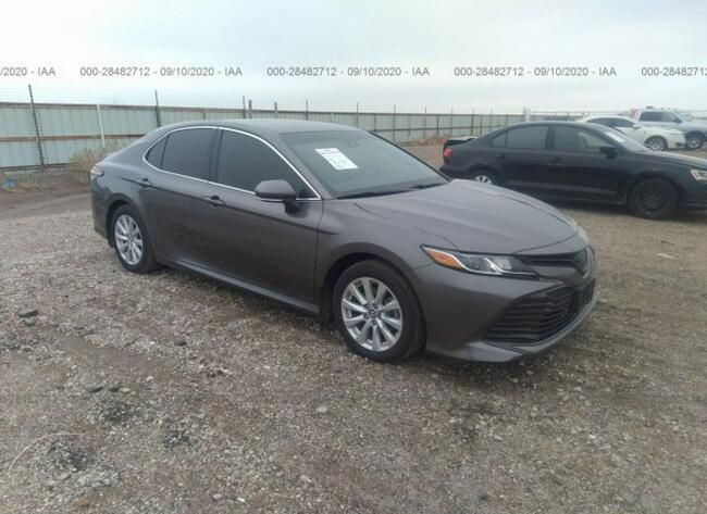 Toyota Camry 2018, 2.5L, po gradobiciu