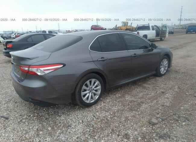 Toyota Camry 2018, 2.5L, po gradobiciu