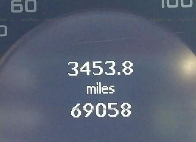 Mercedes C 63 AMG 2010, 6.3L, po kradzieży