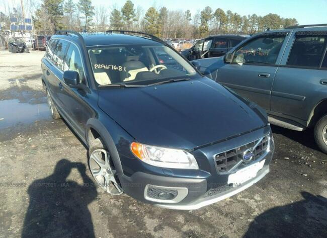 Volvo XC 70 2013, 3.0L, 4x4, po kradzieży