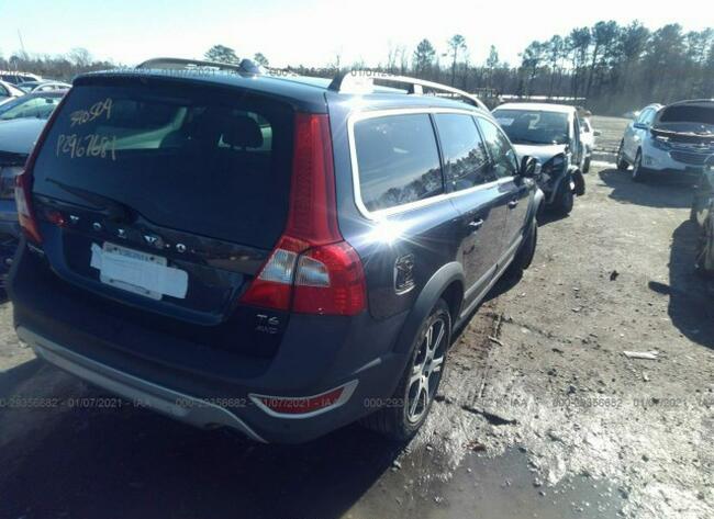 Volvo XC 70 2013, 3.0L, 4x4, po kradzieży