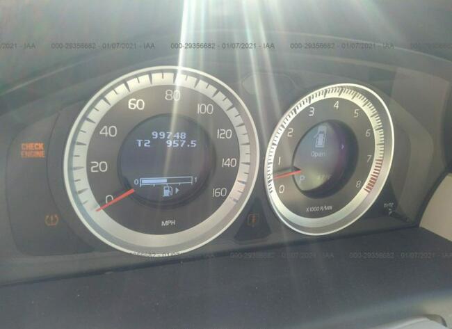 Volvo XC 70 2013, 3.0L, 4x4, po kradzieży