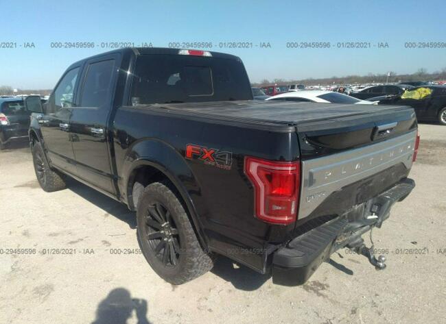 Ford F150 2016, 5.0L, 4x4, uszkodzony tył