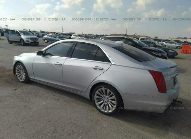 Cadillac CTS 2017, 3.6L, 4x4, lekko uszkodzony tył