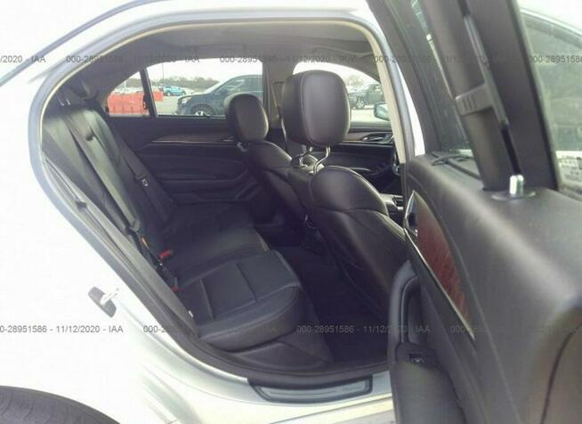 Cadillac CTS 2017, 3.6L, 4x4, lekko uszkodzony tył