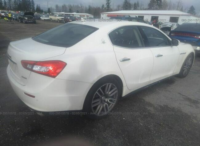 Maserati Ghibli 2017, 3.0L, lekko uszkodzony przód