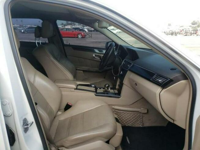 Mercedes E 63 AMG 2010, 6.2L, uszkodzony tył