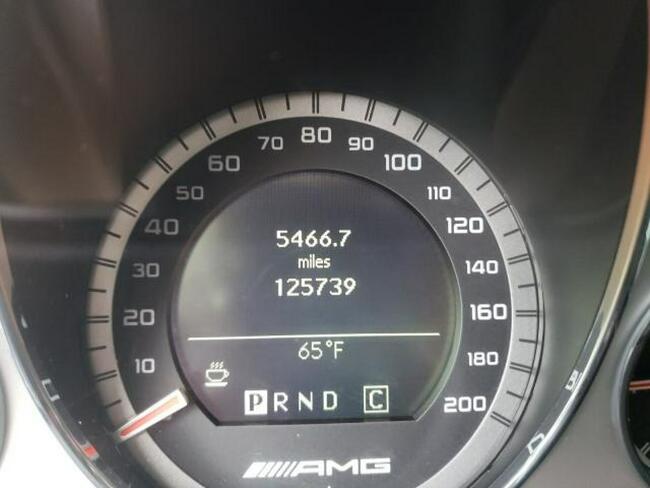 Mercedes E 63 AMG 2010, 6.2L, uszkodzony tył