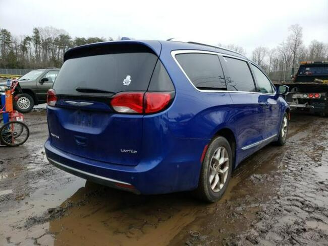 Chrysler Pacifica 2019, 3.6L, porysowany lakier