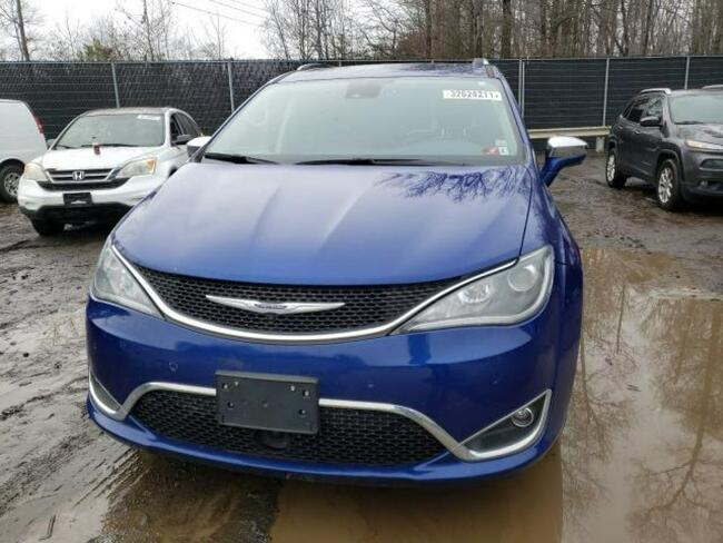 Chrysler Pacifica 2019, 3.6L, porysowany lakier