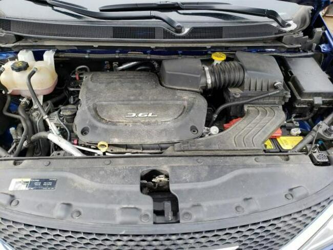 Chrysler Pacifica 2019, 3.6L, porysowany lakier