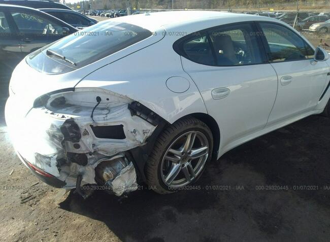 Porsche Panamera 2015, 3.6L, uszkodzony tył