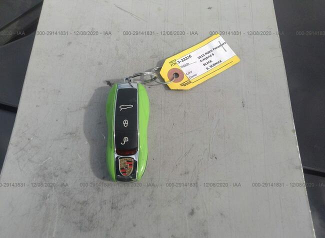 Porsche Panamera 2015, 3.0L hybryda, uszkodzony tył