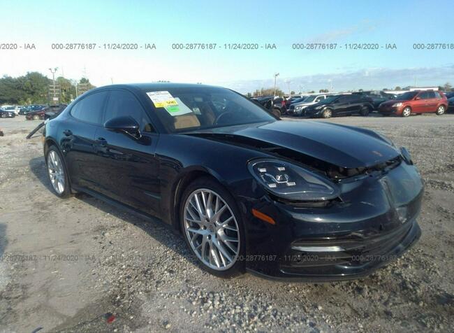 Porsche Panamera 2019, 3.0L, uszkodzony przód