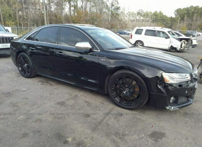 Audi S8 2016, 4.0L, 4x4, po kradzieży