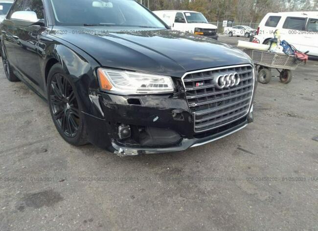 Audi S8 2016, 4.0L, 4x4, po kradzieży