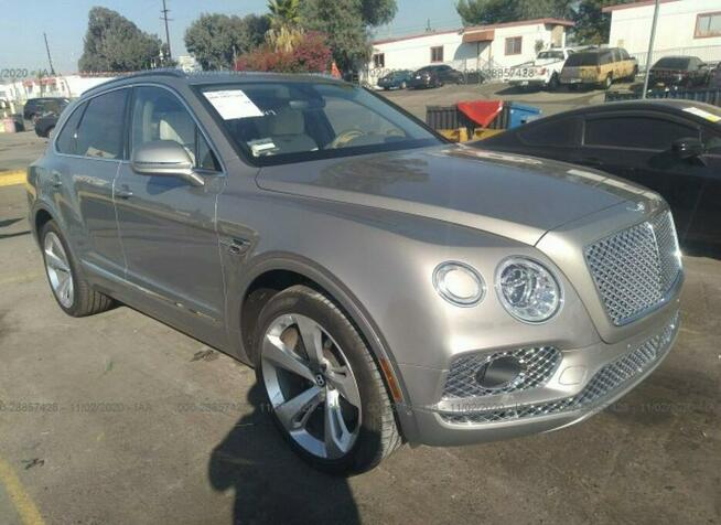 Bentley Bentayga 2018, 6.0L, 4x4, po kradzieży