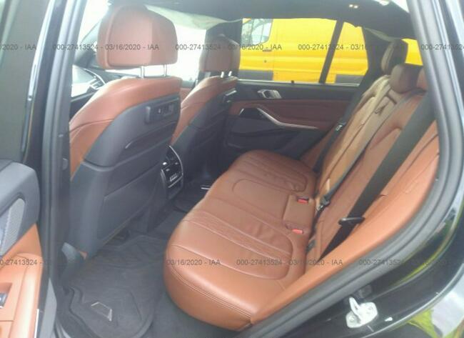 BMW X5 2019, 3.0L, 4x4, uszkodzony bok