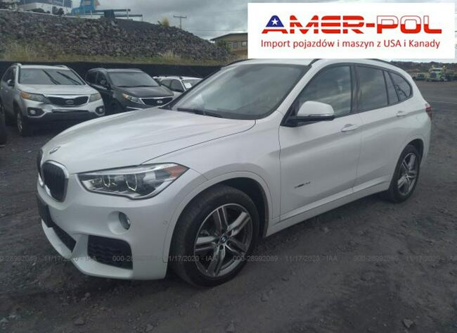 BMW X1 2018, 2.0L, uszkodzony bok