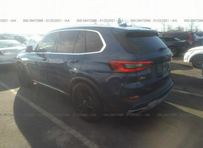 BMW X5 2020, 3.0L, 4x4, porysowany lakier