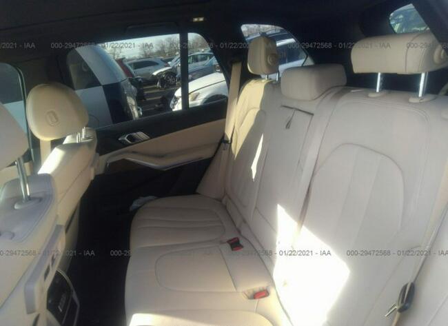 BMW X5 2020, 3.0L, 4x4, porysowany lakier