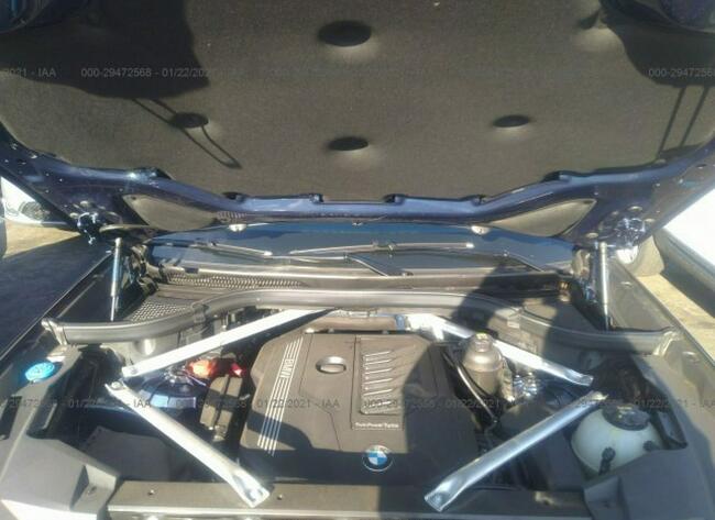 BMW X5 2020, 3.0L, 4x4, porysowany lakier