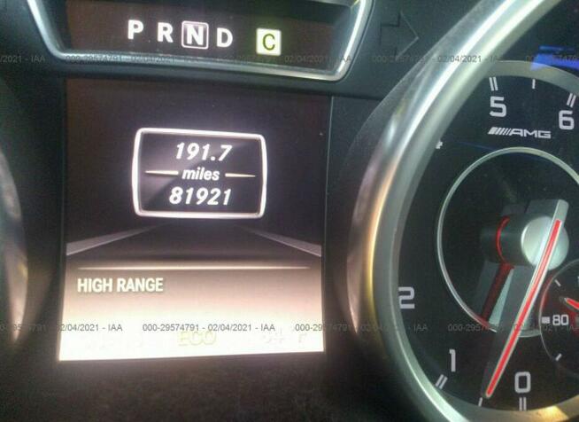 Mercedes G 63 AMG 2013, 5.5L, 4x4, uszkodzony bok