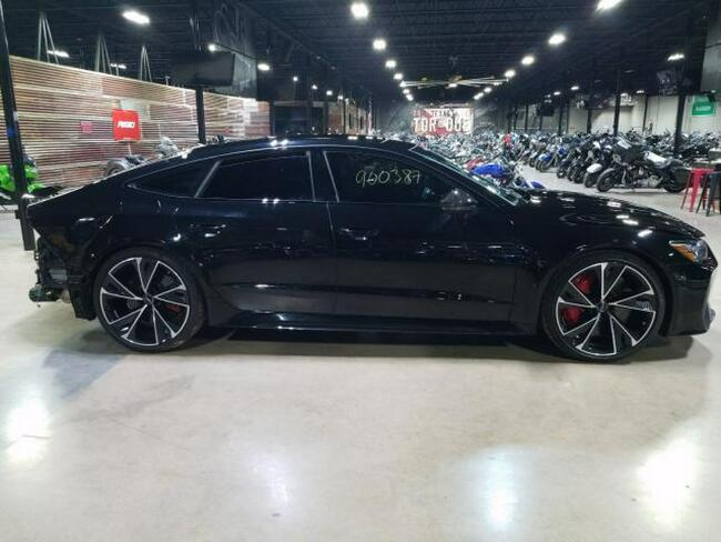 Audi RS7 2021, 4.0L, 4x4, uszkodzony tył