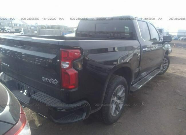 Chevrolet Silverado 2019, 6.2L, 4x4, porysowany lakier