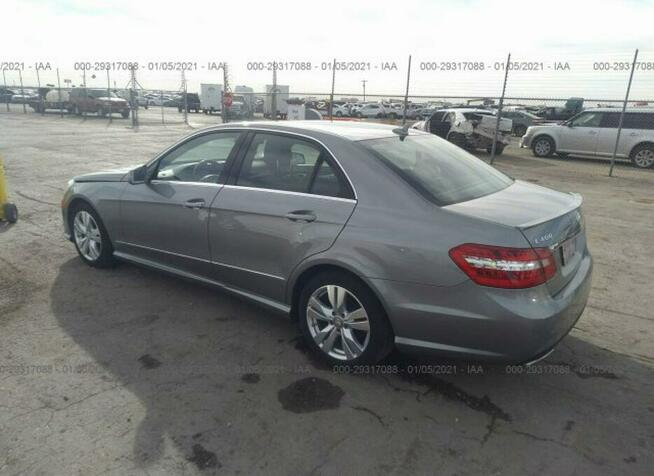 Mercedes E 400 2013, 3.5L, uszkodzony przód