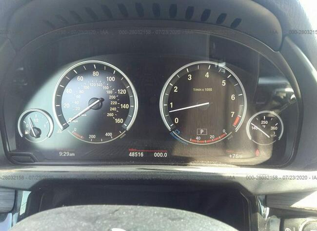 BMW X5 2014, 3.0L, 4x4, po gradobiciu