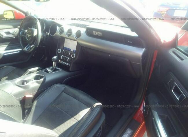 Ford Mustang 2020, 5.0L, lekko uszkodzony tył