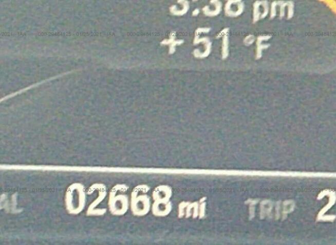 BMW 330 2020, 2.0L, 4x4, uszkodzony bok