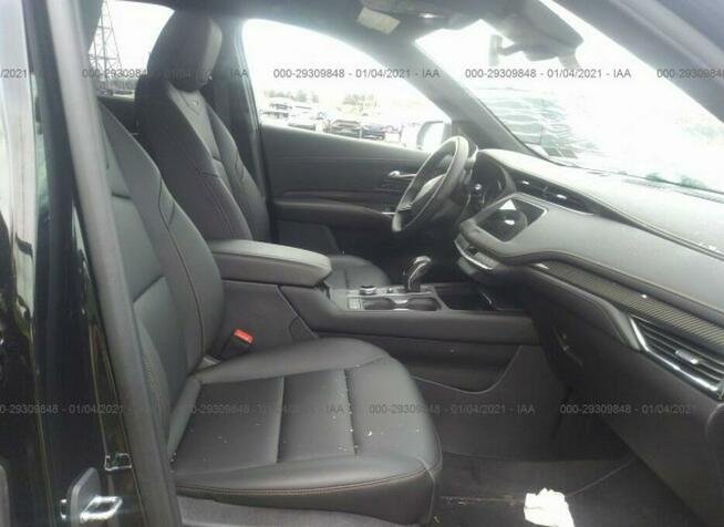 CADILLAC XT4, 2019, 2.0L, 4x4, od ubezpieczalni