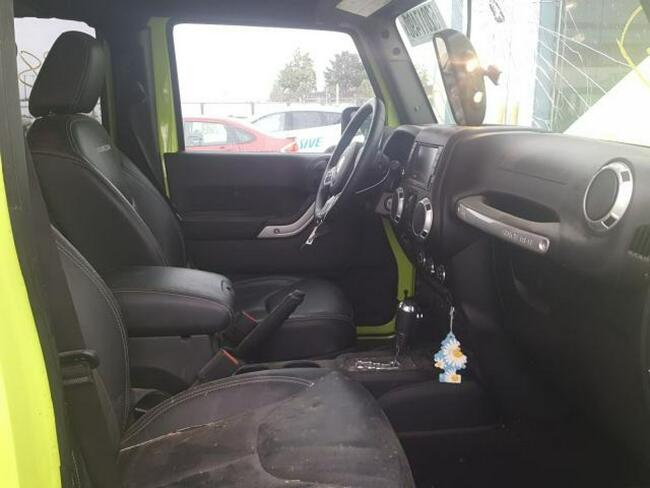 Jeep Wrangler 2017, 3.6L, Rubicon, uszkodozny bok