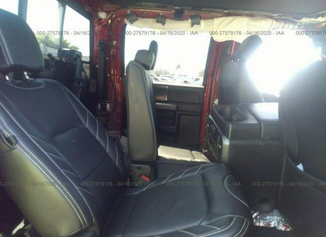 Ford F150 2018, 5.0L, 4x4, uszkodzony bok