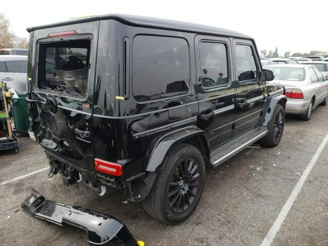 Mercedes G 500 2019, 4.0L, 4x4, uszkodzony tył