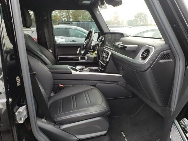 Mercedes G 500 2019, 4.0L, 4x4, uszkodzony tył