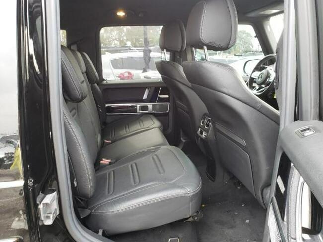 Mercedes G 500 2019, 4.0L, 4x4, uszkodzony tył